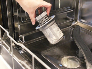 Cách xử lý mùi hôi bám trên một số đồ điện gia dụng
