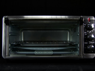 Những thói quen xấu thường gặp khi sử dụng lò vi sóng