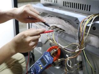 Sửa lò nướng bị rò điện an toàn cho cả người và của