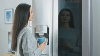 Có nên tự thực hiện reset tủ lạnh Hitachi không?
